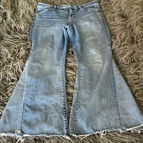 AEO wide flare leg Women's Blue Jeans 14 next level stretch retro bell bottoms 🦅 - Picture 2 of 7